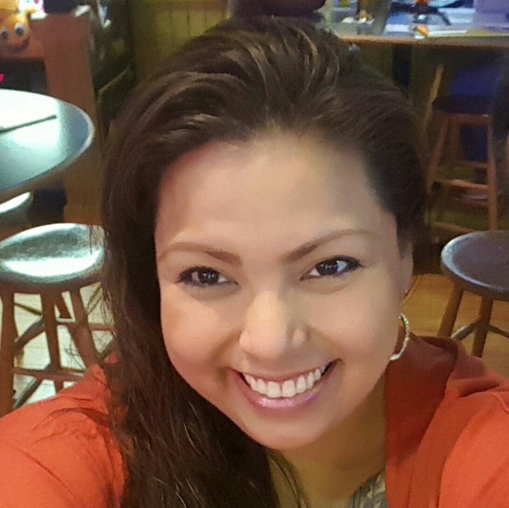 Meet your Posher, Adriana